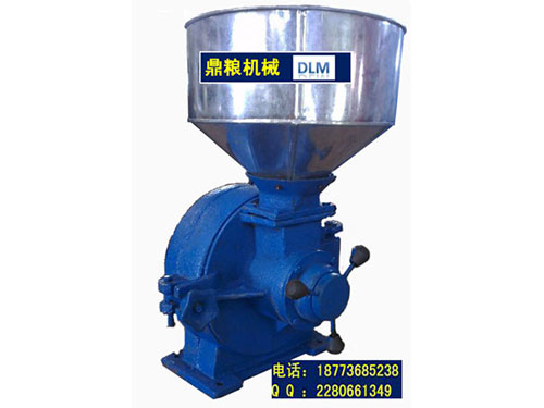30型磨片式粉碎機(jī)、磨粉機(jī)磨粉機(jī)，磨片式，產(chǎn)量達(dá)1000公斤時(shí),粗細(xì)可調(diào)